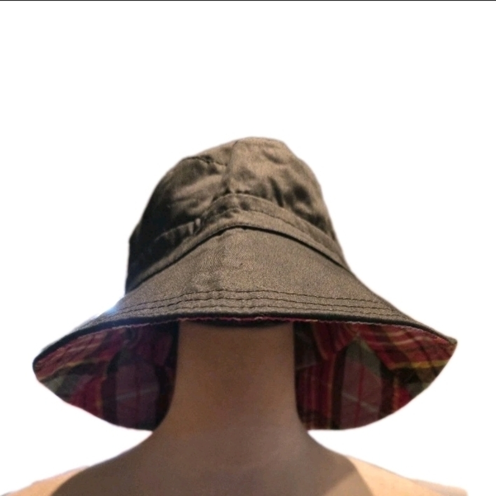Reversible Caribbean Joe's Stylish Black and Plaid Women's Bucket Hat